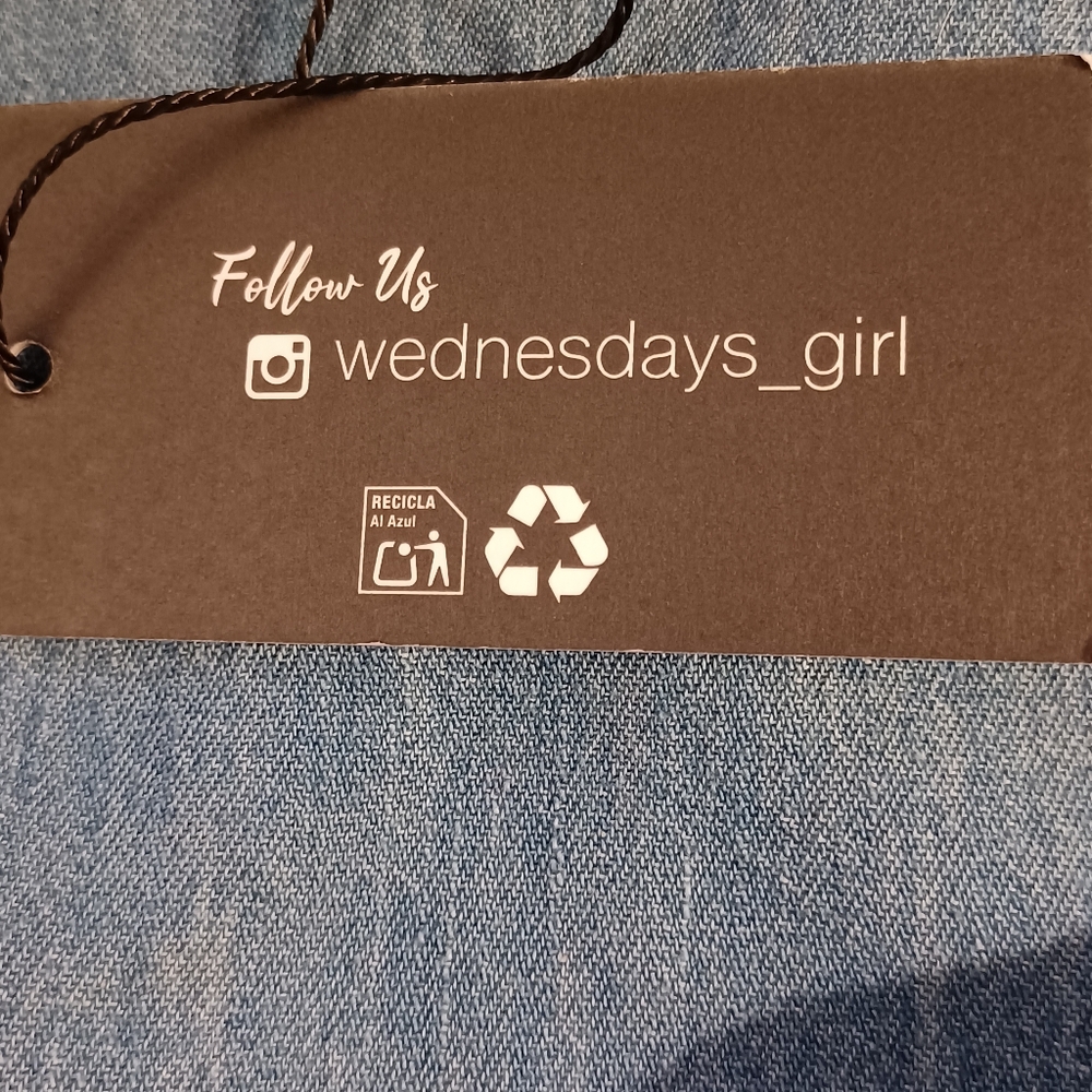 Wednesday Girl Chambray Blue Midi Skirt With Gathers. Size XL - Picture 13 of 15